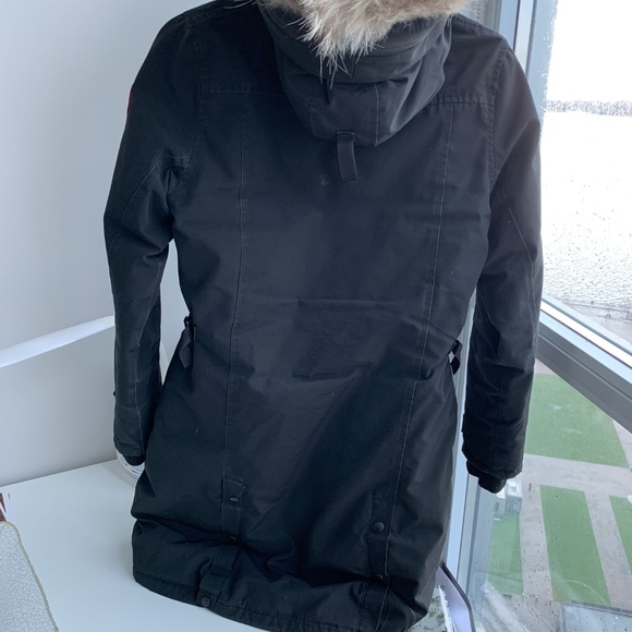 Canada Goose Jacket - Picture 3 of 4